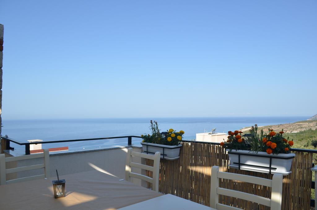 Hotel Natali Dhërmi Exteriér fotografie
